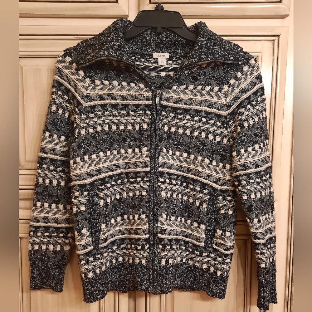 LL Bean Black White Zip Front Sweater!‎ Size Small!